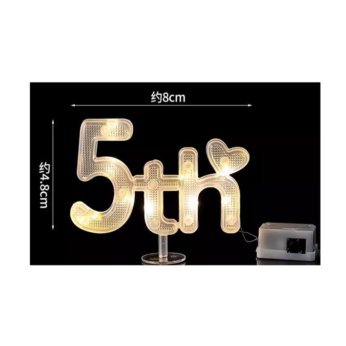 توبر كيك رقم مضيء 5th