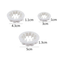 طقم قطاعات بلاستيك زهور 3.3 - 4.3 - 4.8 سم عدد 3